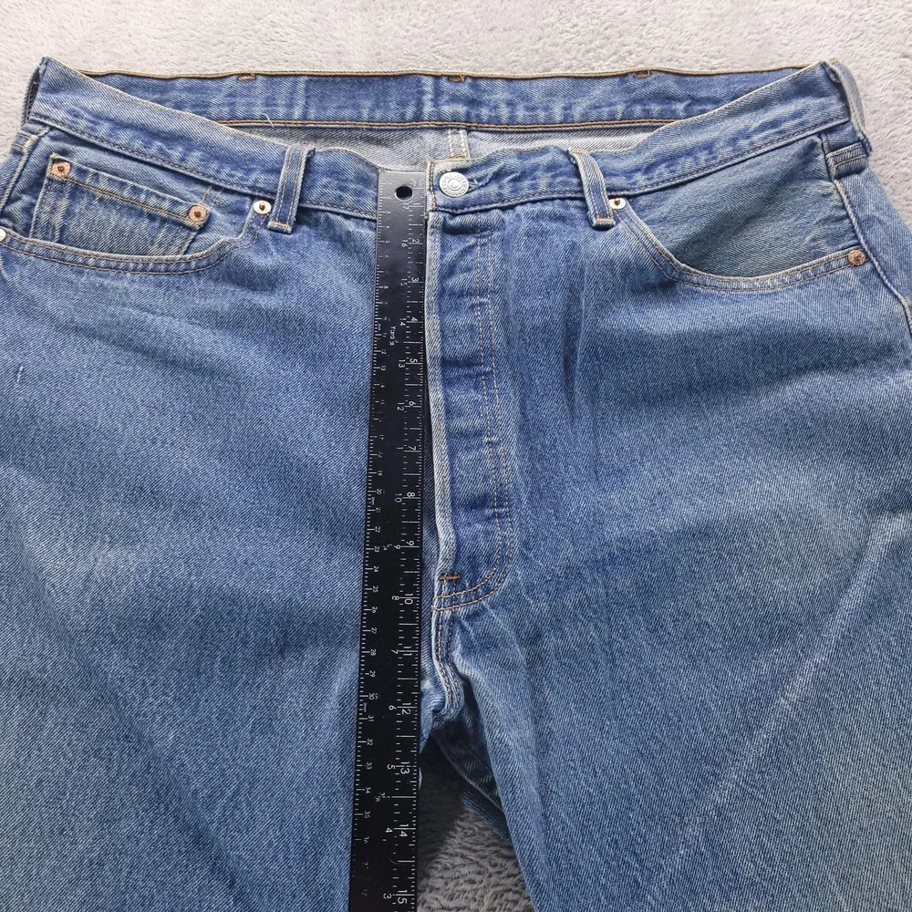 VTG Levis 501 Jeans Mens 40x28 Blue Regular Straight Button Fly Made In USA Y2K